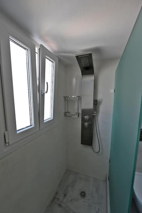 Kleri'S Apartments 6 Tinos Bagian luar foto
